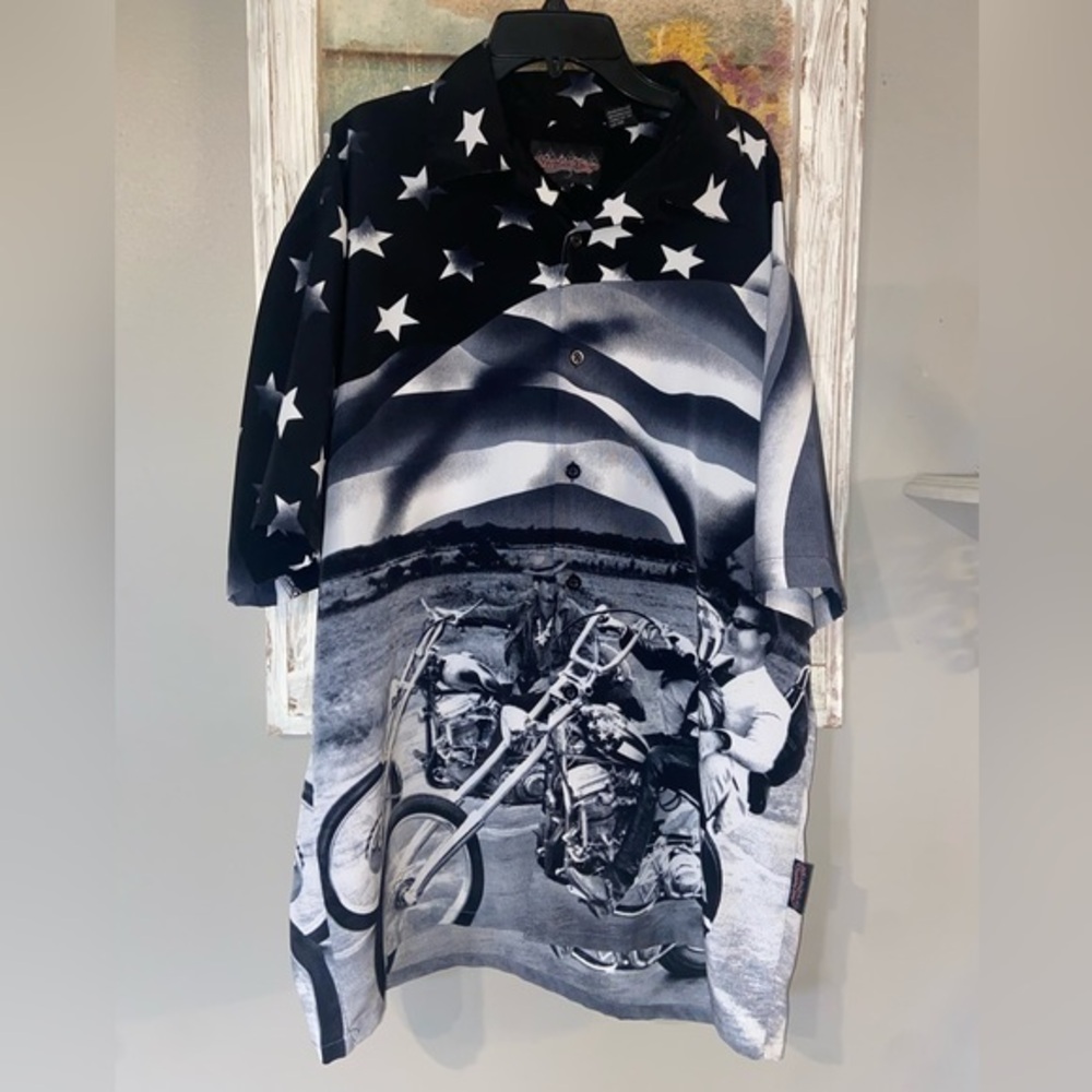 Sapphire Lounge Flag Biker Button Up Mens Large Shirt Short Sleeve